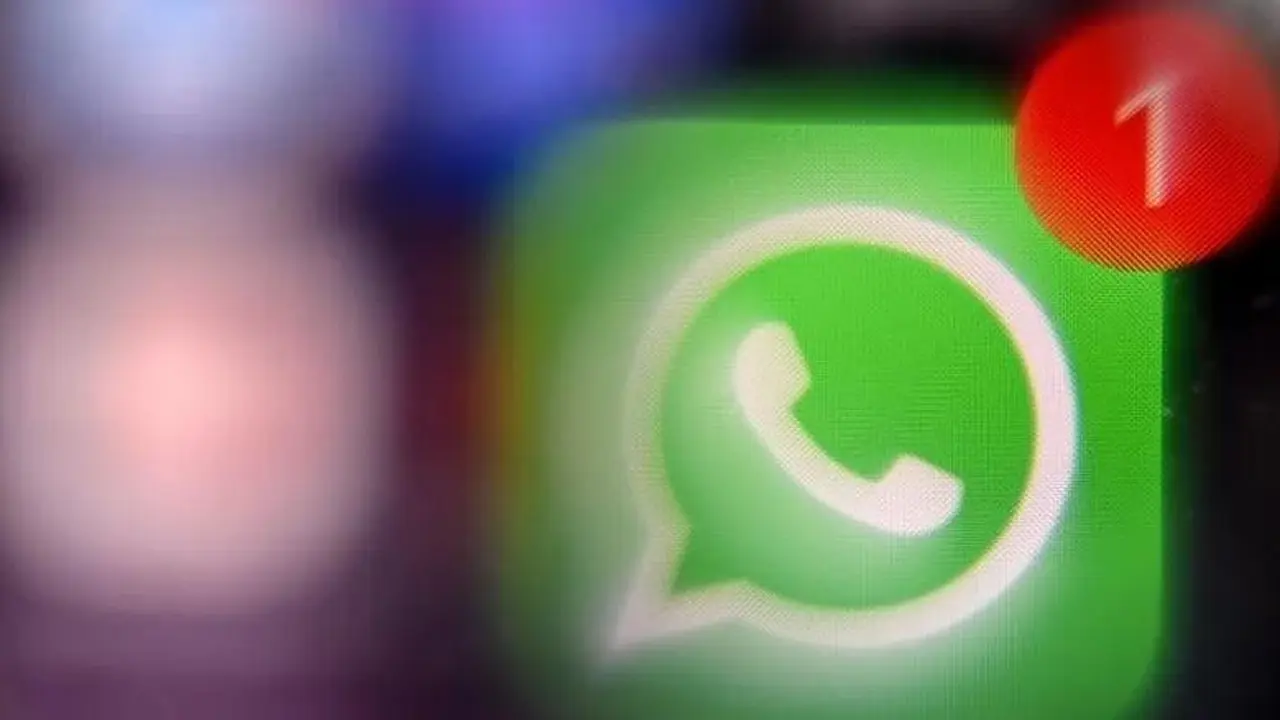 واتساب يقطع الدعم عن ملايين الهواتف قريبًا: ماذا تفعل لاستعادة بياناتك؟